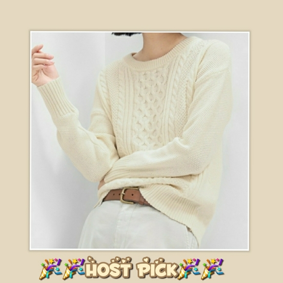 GAP Factory Sweaters - Gap Factory Cable Knit Crewneck Sweater- Ivory Cream Frost